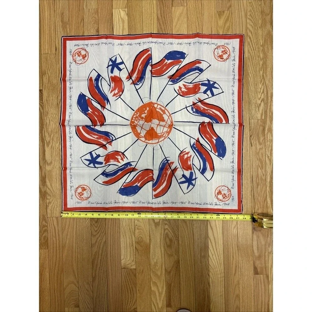 Vintage 1964-1965‎ New York World's Fair Souvenir Scarf Flags Globe